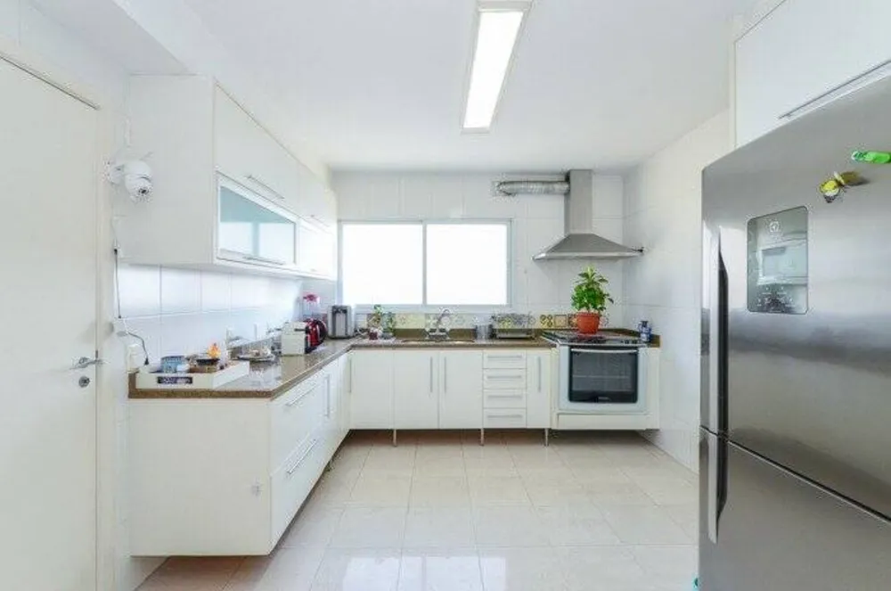 Apartamento, 3 quartos, 202 m² - Foto 2