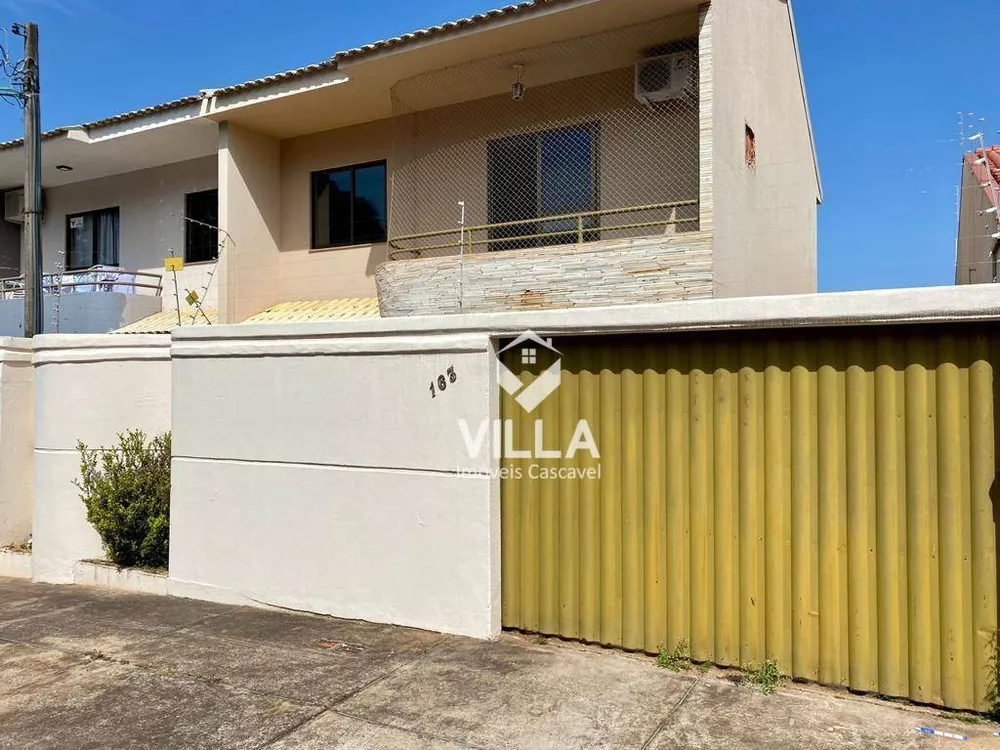 Sobrado, 3 quartos, 137 m² - Foto 1