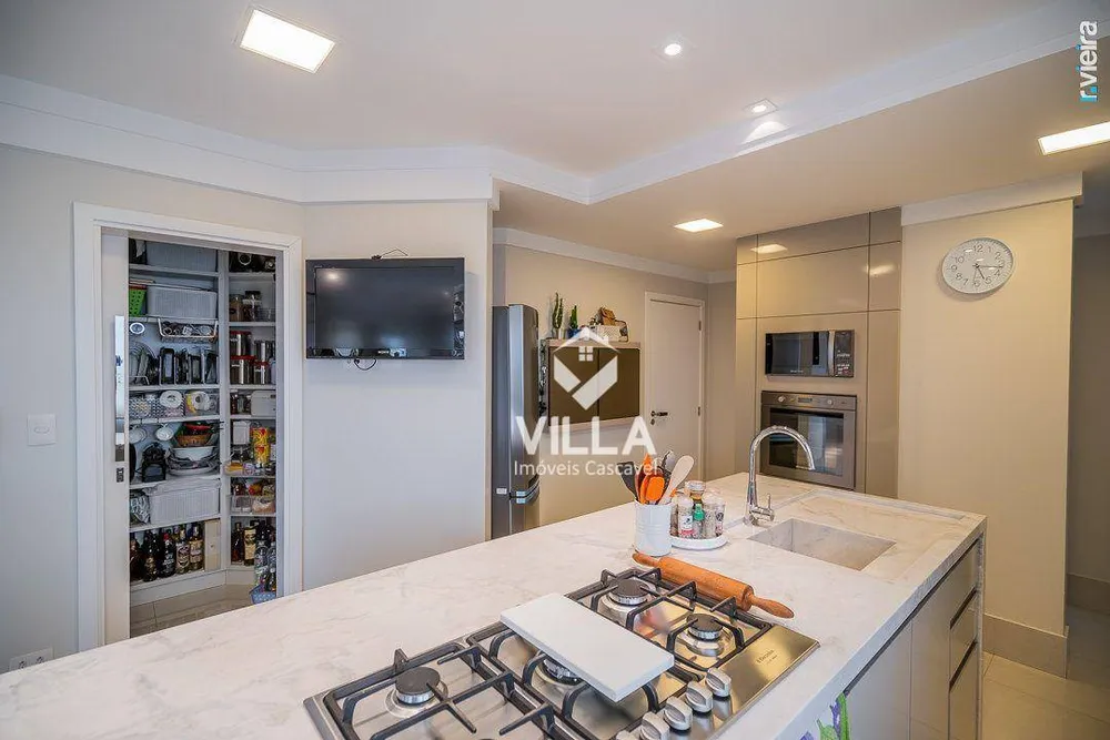 Apartamento, 3 quartos, 220 m² - Foto 2