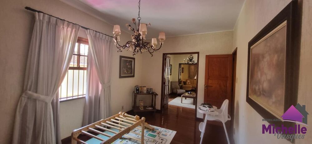 Casa à venda com 3 quartos, 576m² - Foto 4