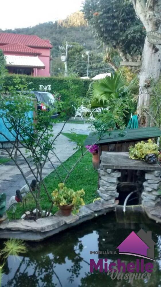 Casa de Condomínio à venda com 4 quartos, 600m² - Foto 1