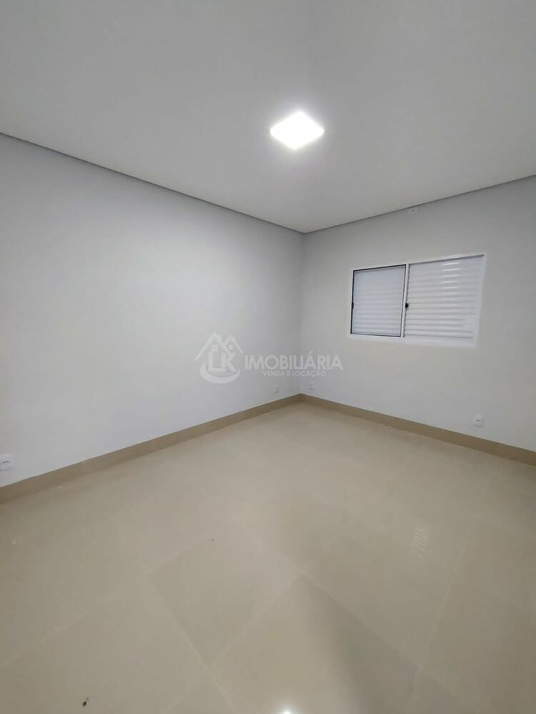Casa à venda com 3 quartos, 100m² - Foto 5