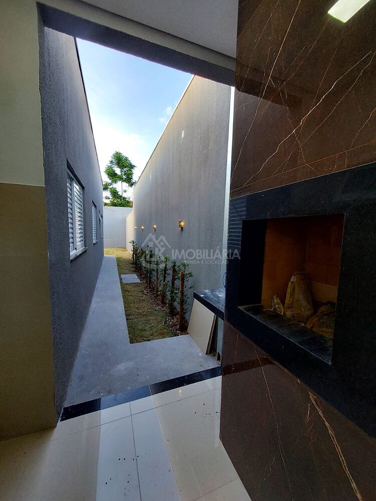 Casa à venda com 3 quartos, 100m² - Foto 7