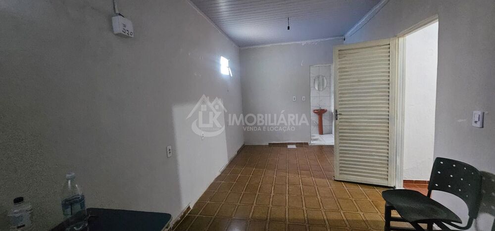 Casa para alugar com 2 quartos, 80m² - Foto 10