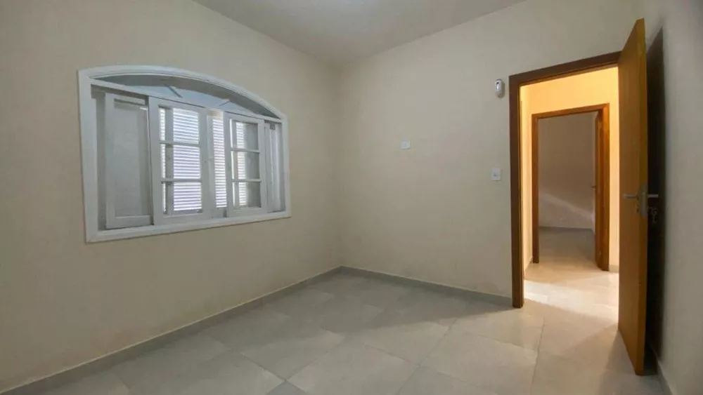 Casa à venda com 3 quartos, 78m² - Foto 2