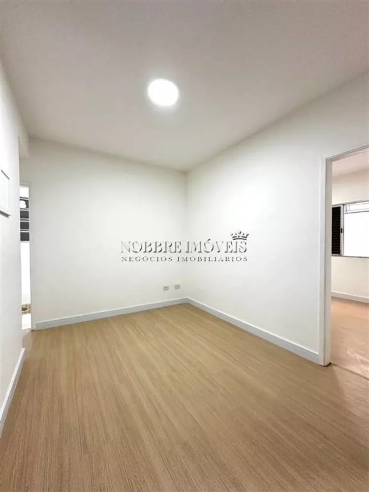 Apartamento à venda com 1 quarto, 40m² - Foto 2