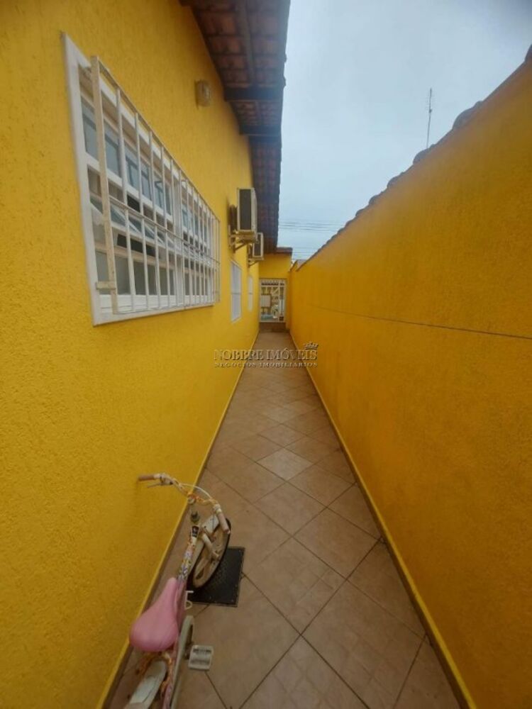 Casa à venda com 3 quartos, 103m² - Foto 2