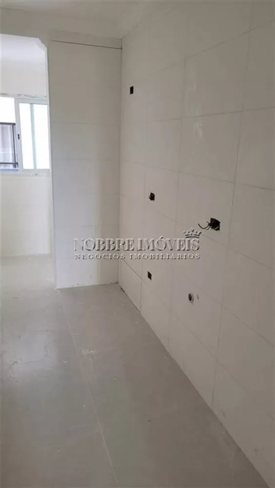 Apartamento à venda com 2 quartos, 67m² - Foto 3