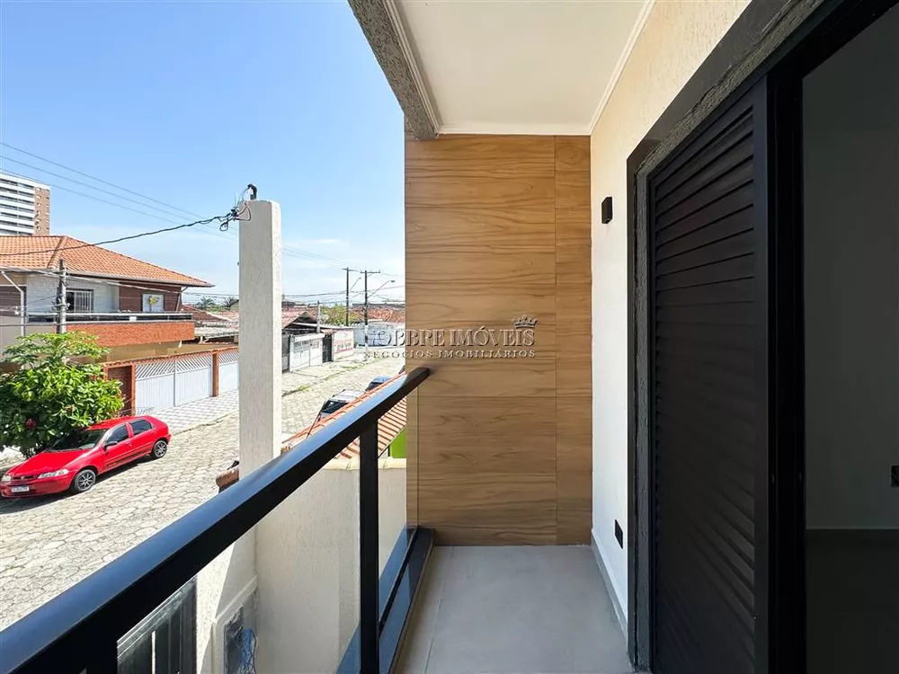 Casa à venda com 3 quartos, 120m² - Foto 1