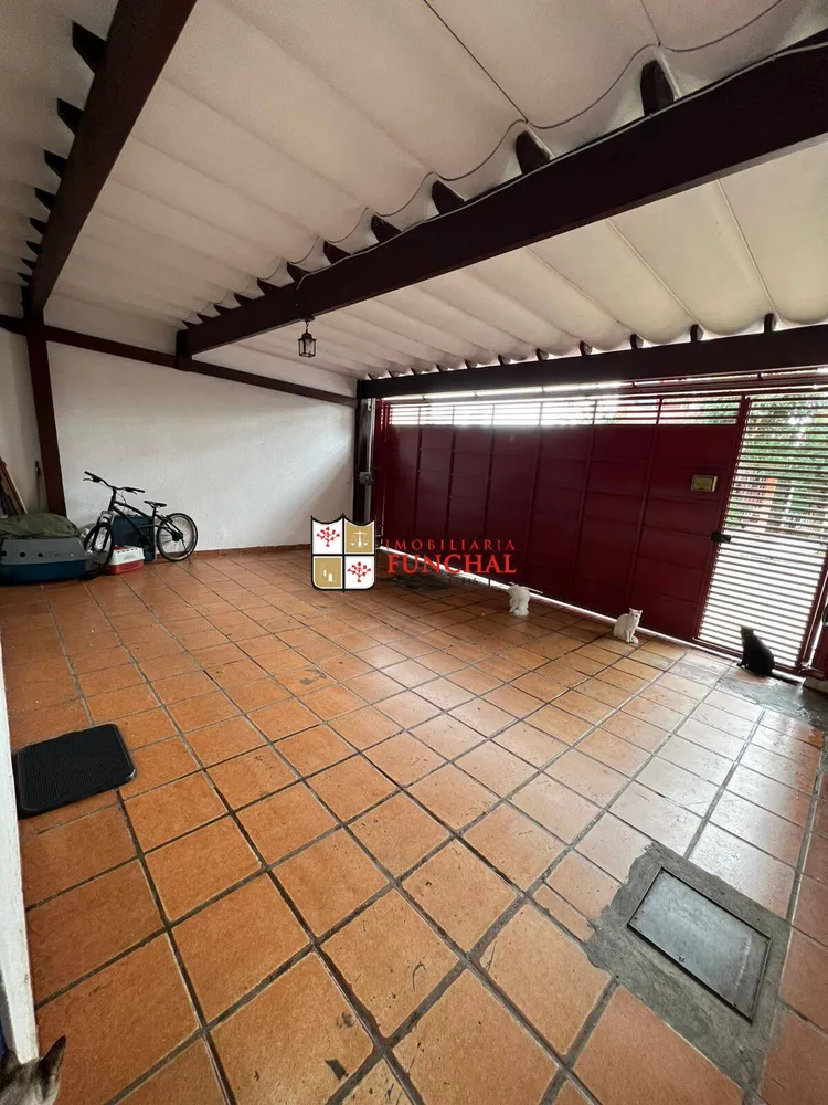 Sobrado, 3 quartos, 202 m² - Foto 1