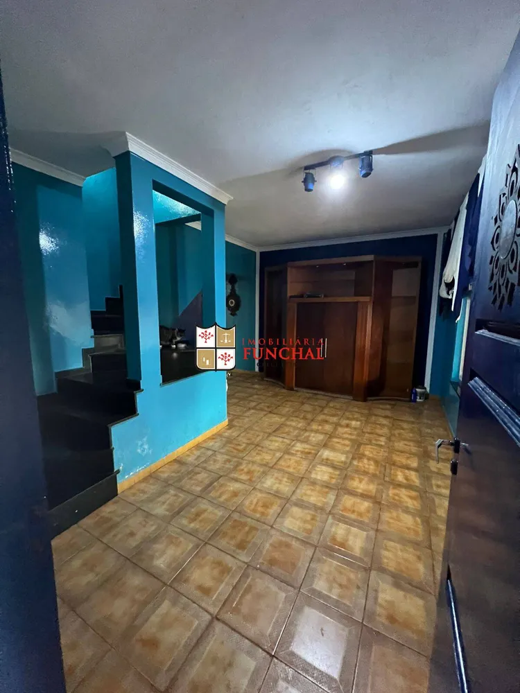 Sobrado, 3 quartos, 202 m² - Foto 2