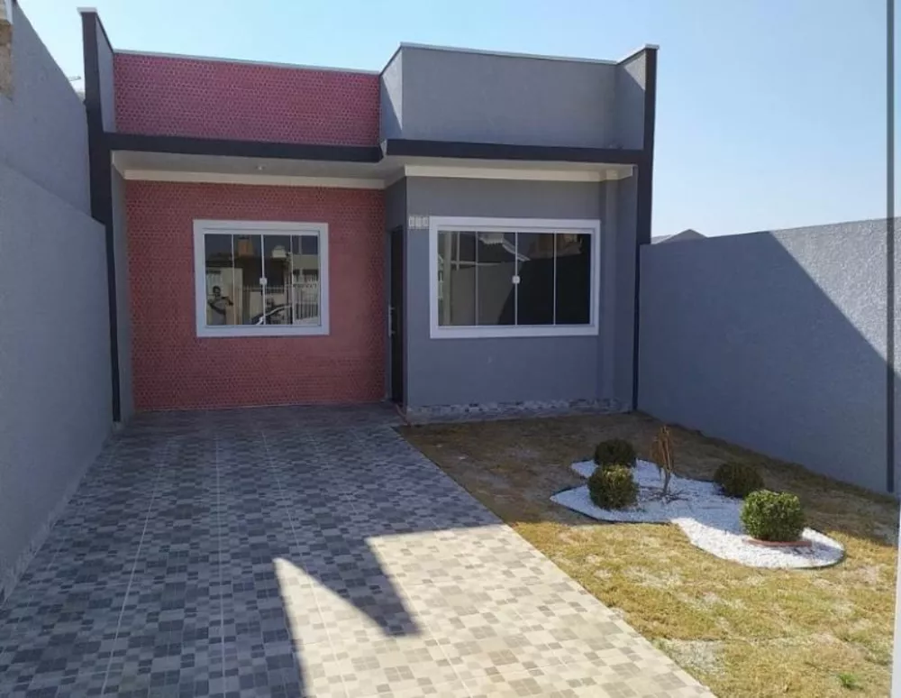 Casa à venda com 3 quartos, 57m² - Foto 1