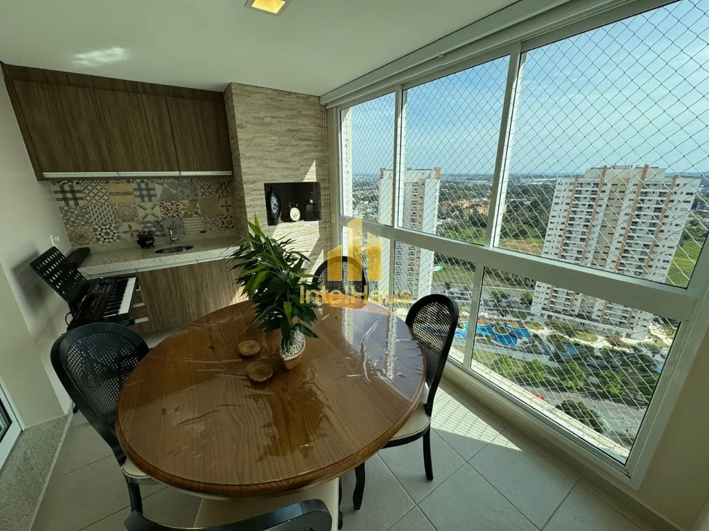 Apartamento, 3 quartos, 131 m² - Foto 1