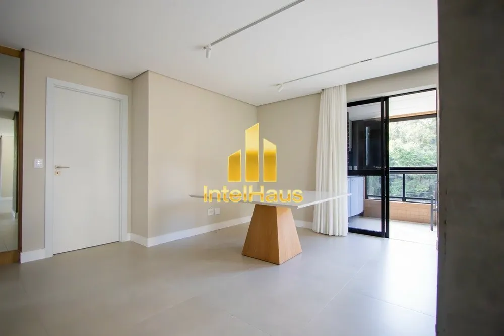Apartamento, 3 quartos, 192 m² - Foto 1
