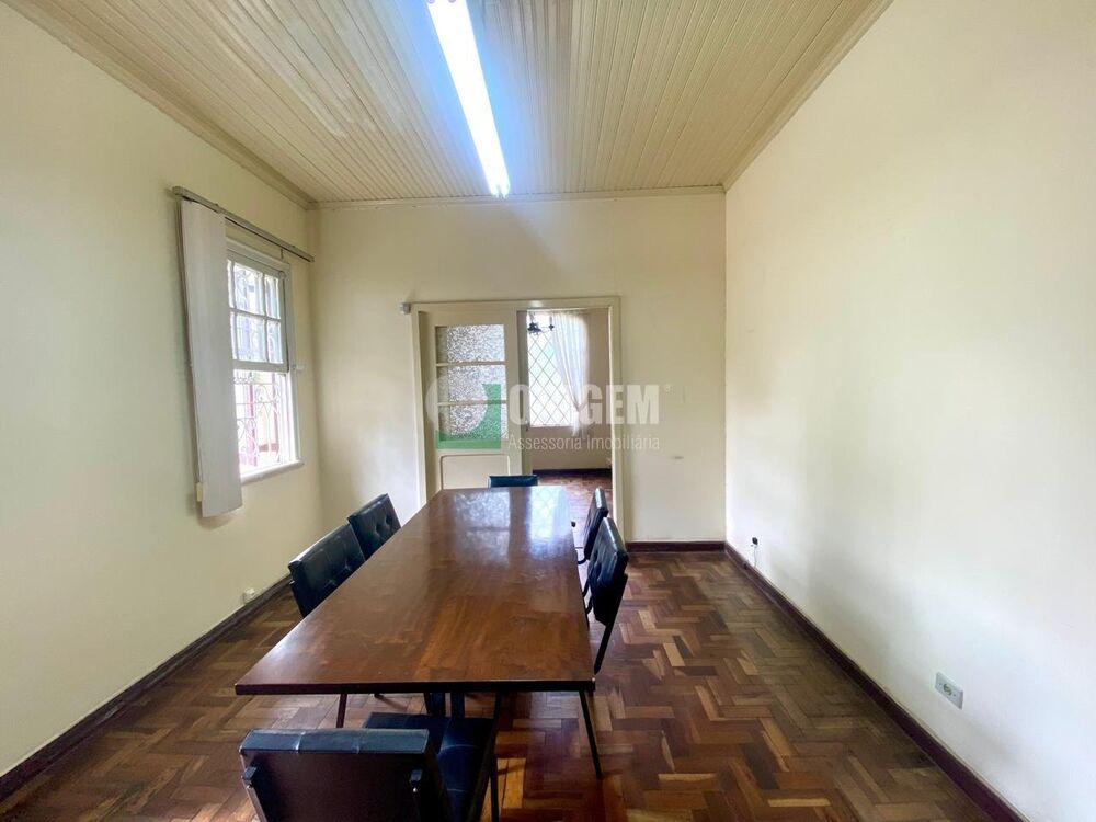 Casa, 4 quartos, 147 m² - Foto 1
