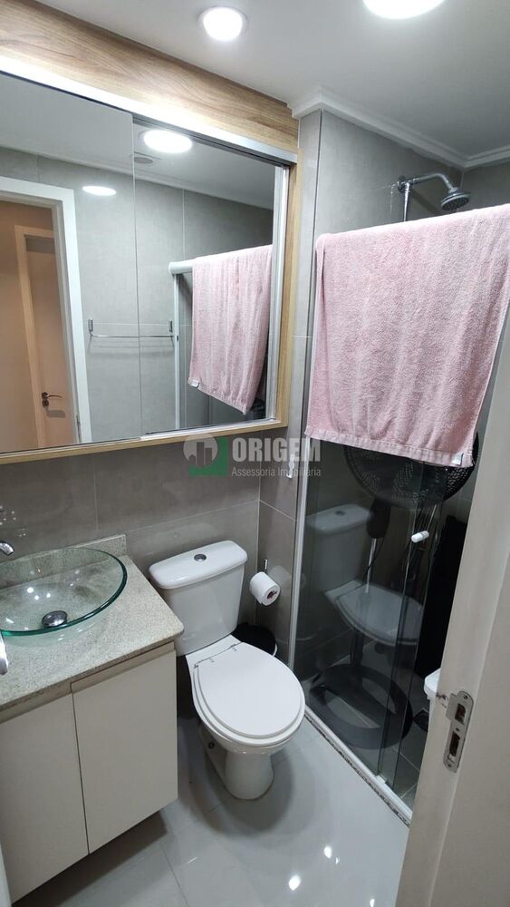 Apartamento à venda com 2 quartos, 62m² - Foto 13