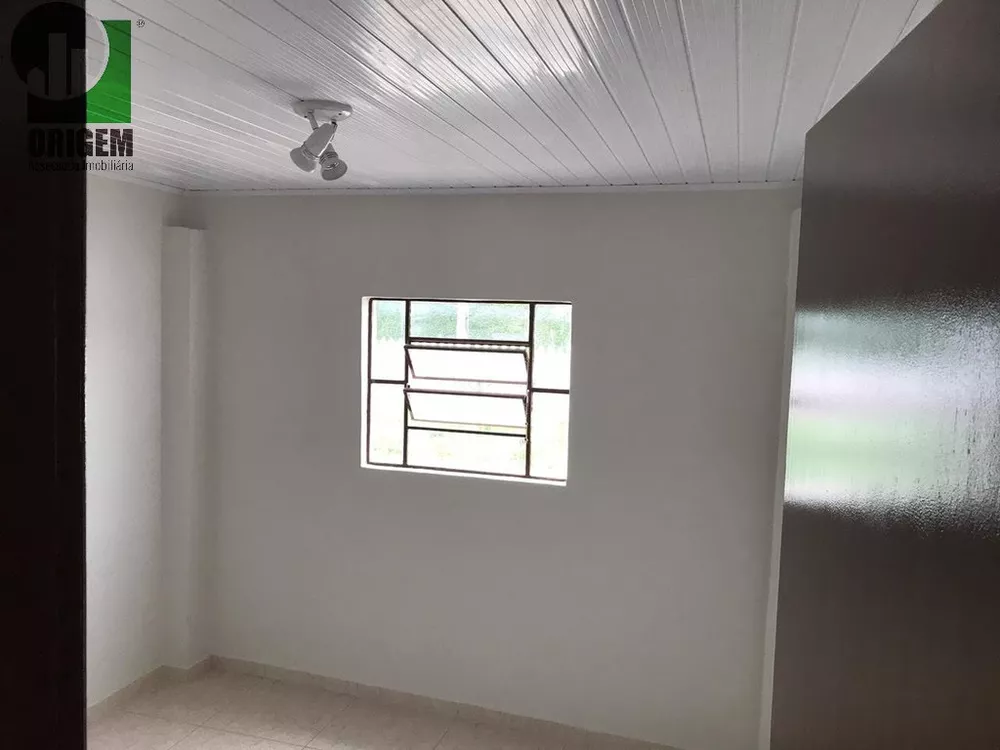 Casa para alugar com 2 quartos, 70m² - Foto 3