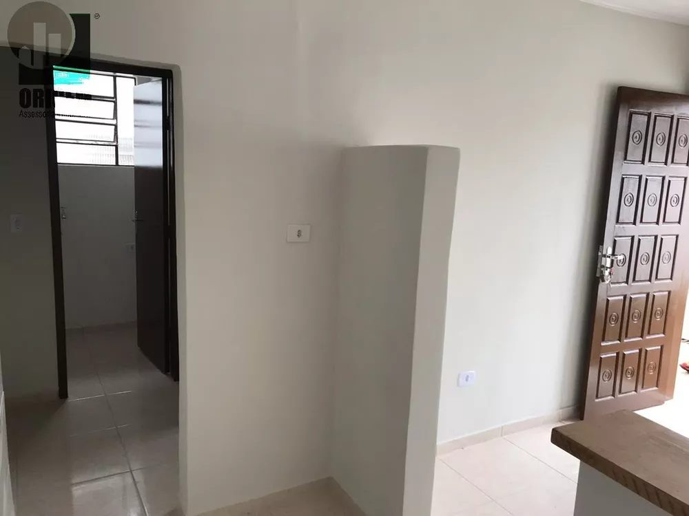 Casa para alugar com 2 quartos, 70m² - Foto 7