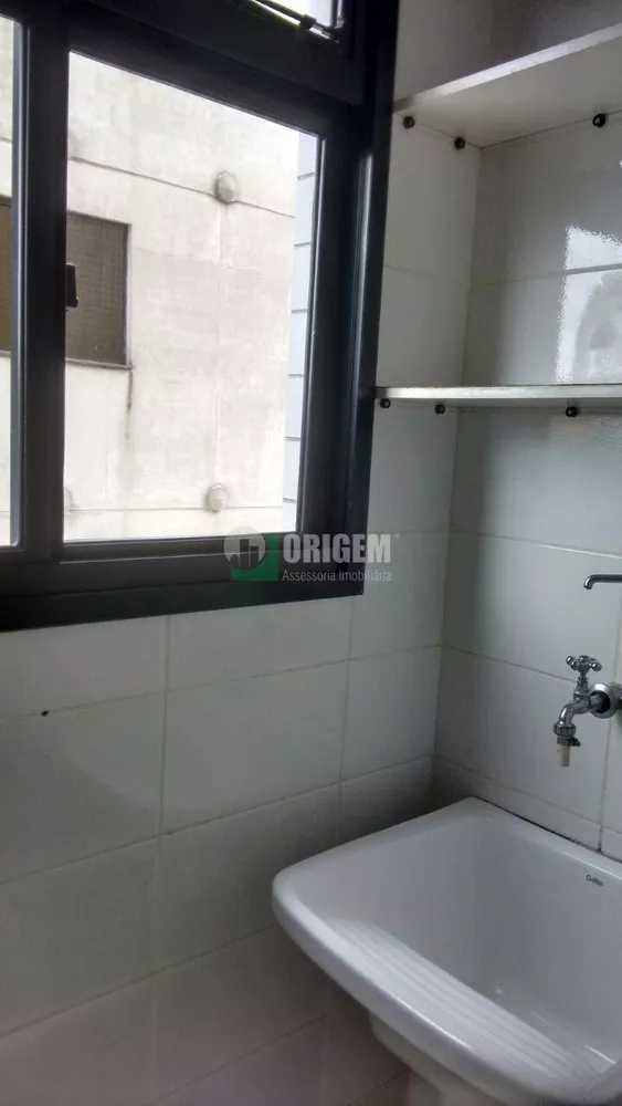 Apartamento à venda com 1 quarto, 45m² - Foto 11