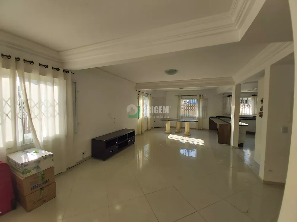 Sobrado à venda com 3 quartos, 180m² - Foto 3