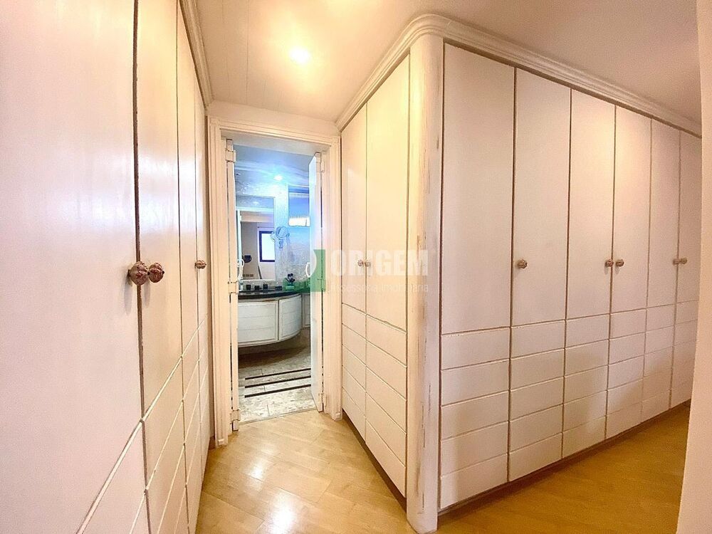 Cobertura para alugar com 3 quartos, 309m² - Foto 2