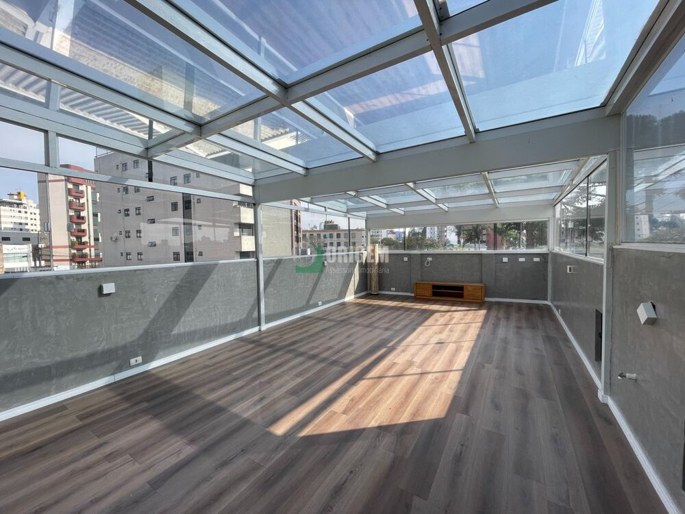 Prédio Inteiro à venda com 4 quartos, 309m² - Foto 1