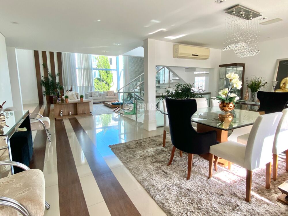 Casa de Condomínio à venda e aluguel com 4 quartos, 476m² - Foto 3