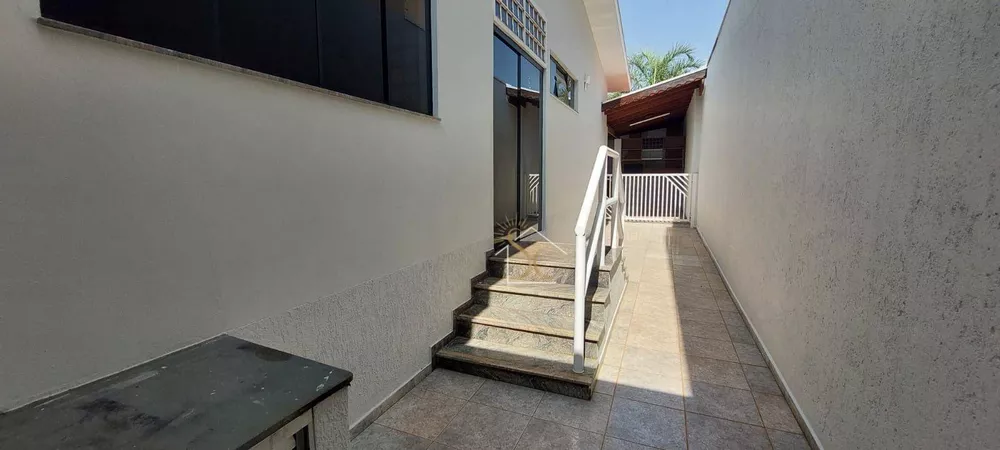 Casa à venda com 3 quartos, 202m² - Foto 6