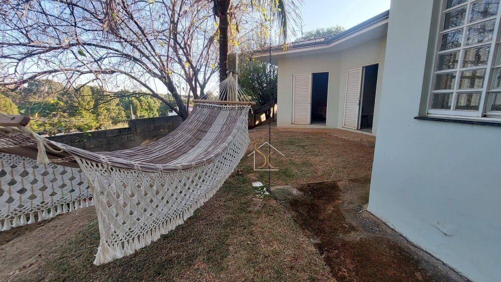 Chácara à venda com 5 quartos, 291m² - Foto 4