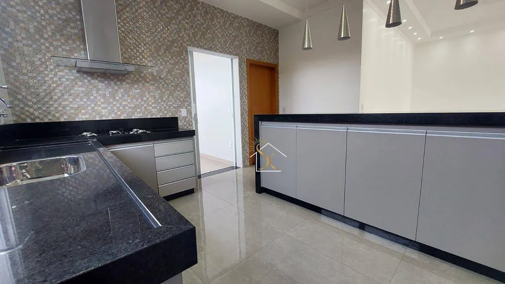 Casa, 3 quartos, 172 m² - Foto 6