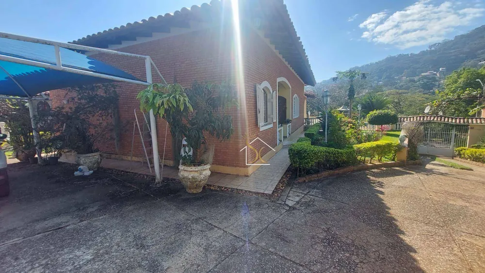 Chácara, 3 quartos, 1300 m² - Foto 2
