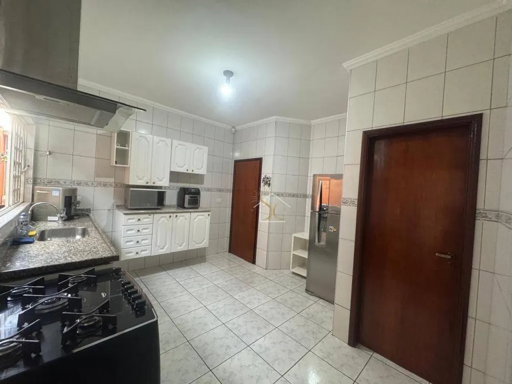 Casa, 3 quartos, 280 m² - Foto 9