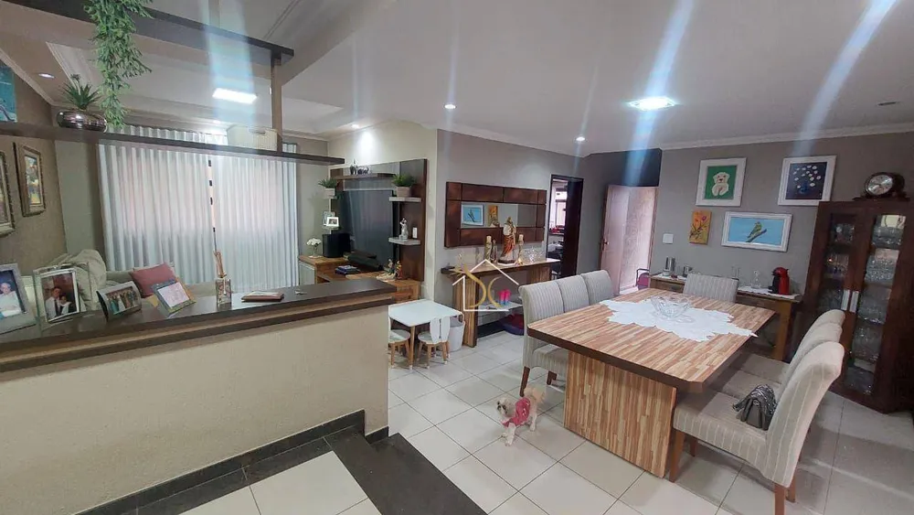 Casa, 4 quartos, 440 m² - Foto 1