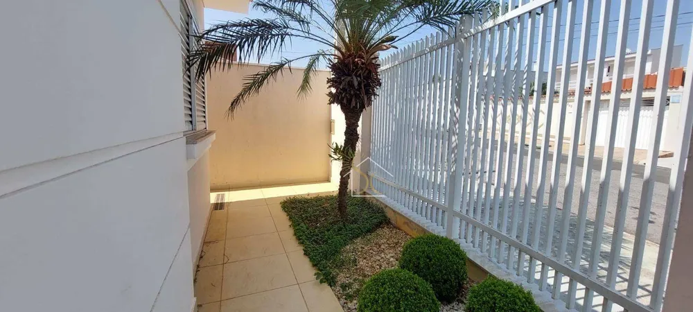 Casa, 3 quartos, 180 m² - Foto 2