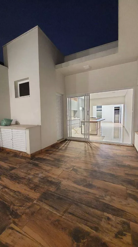 Casa à venda com 3 quartos, 200m² - Foto 10