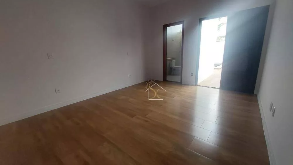 Casa à venda com 3 quartos, 195m² - Foto 9