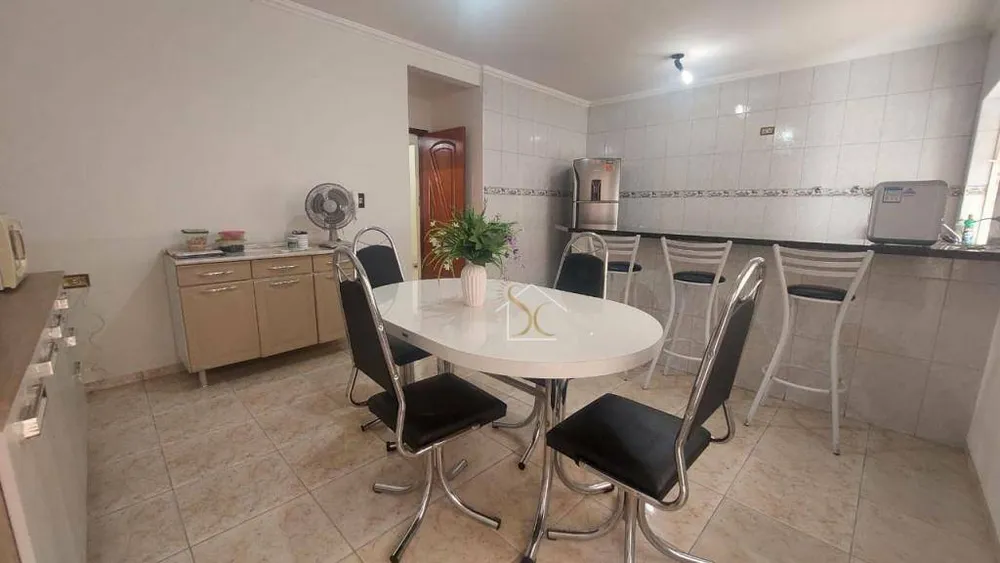 Casa, 3 quartos, 194 m² - Foto 11