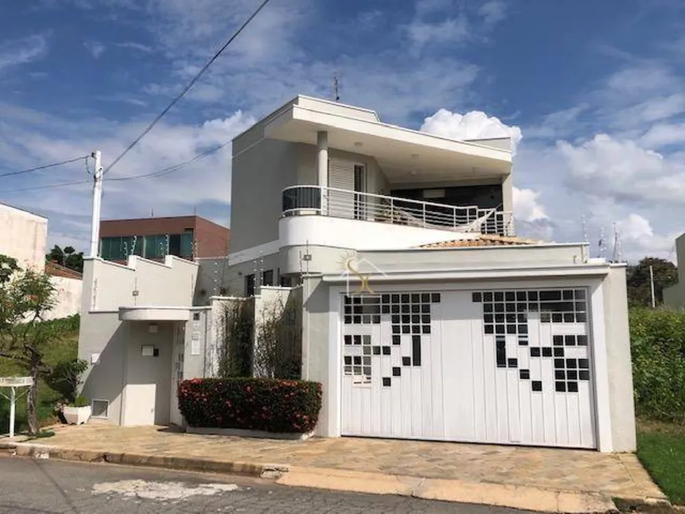 Casa, 3 quartos, 300 m² - Foto 1