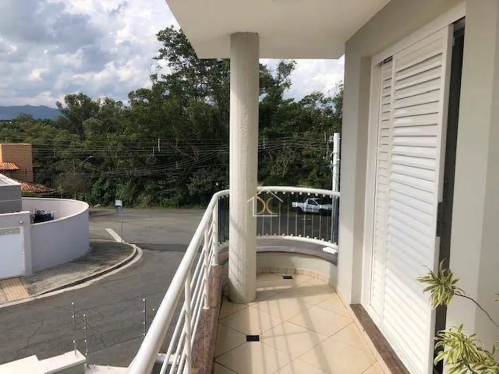 Casa, 3 quartos, 300 m² - Foto 11