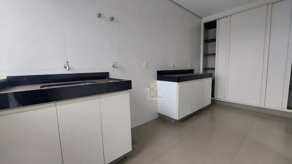 Casa de Condomínio à venda com 3 quartos, 284m² - Foto 5