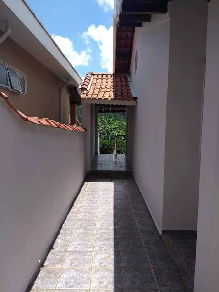 Casa à venda com 3 quartos, 300M2 - Foto 4