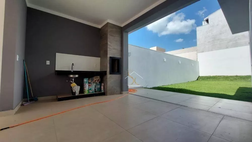 Casa à venda com 3 quartos, 155m² - Foto 3