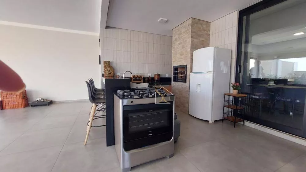 Casa à venda com 3 quartos, 259m² - Foto 2