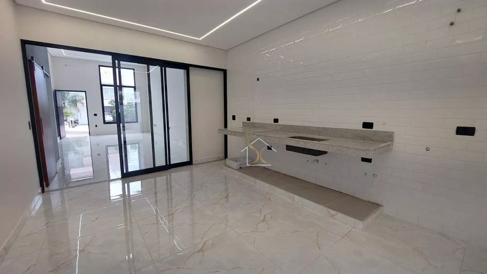 Casa de Condomínio à venda com 3 quartos, 180m² - Foto 4