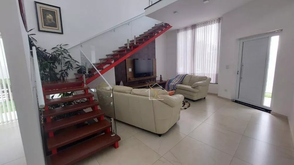 Casa de Condomínio à venda com 3 quartos, 260m² - Foto 3