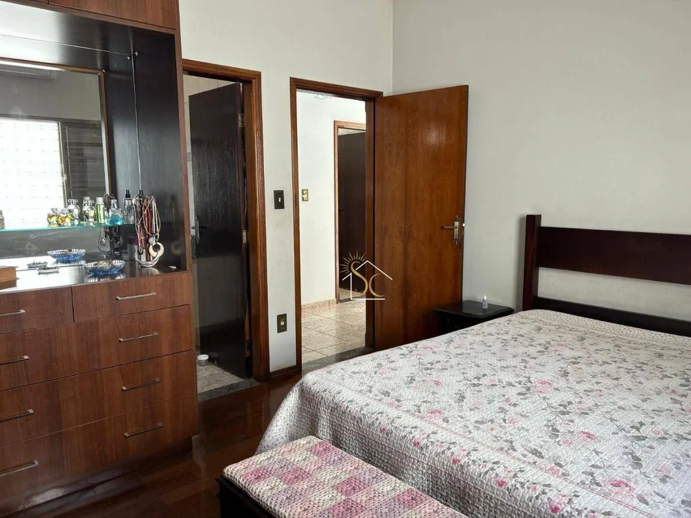 Casa, 3 quartos, 210 m² - Foto 16