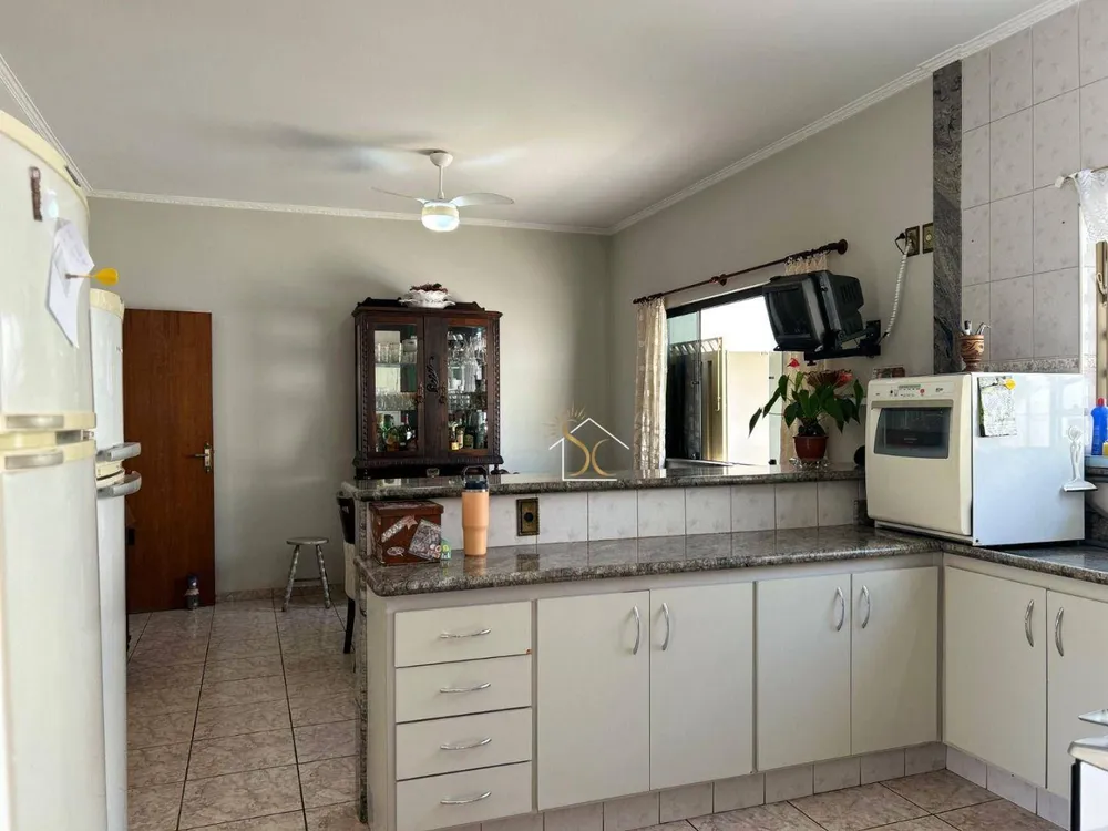 Casa, 3 quartos, 210 m² - Foto 9