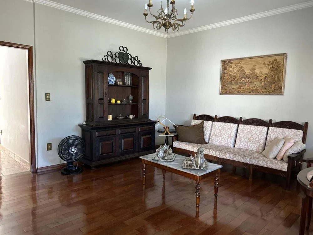Casa, 3 quartos, 210 m² - Foto 7