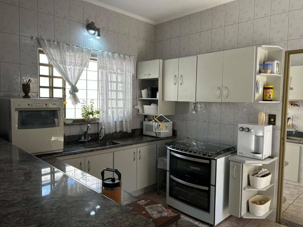 Casa, 3 quartos, 210 m² - Foto 10