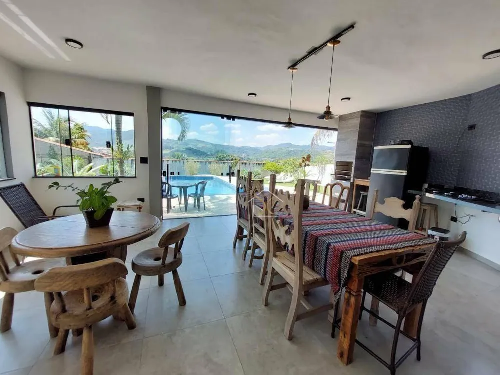 Chácara, 3 quartos, 1040 m² - Foto 11